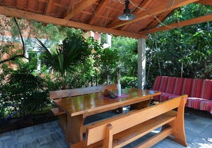 Holiday apartment with Pool and Internet