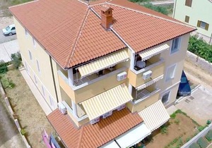 Holiday apartment with sea view