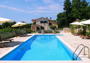 Holiday home with magnificent view of the Adriatic
