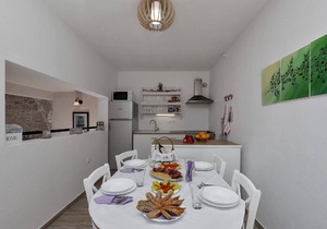 Holiday house Gornje Tučepi for 1 - 5 persons with 2 bedrooms - Holiday house