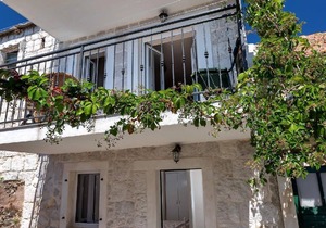 Holiday house Gornje Tučepi for 1 - 5 persons with 2 bedrooms - Holiday house