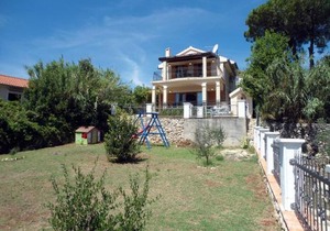 Holiday House Klarin with Sea View