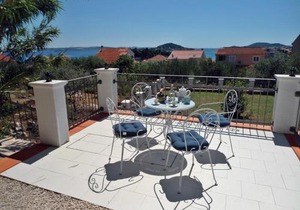 Holiday House Klarin with Sea View