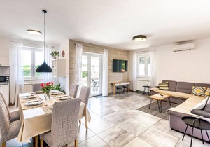 Holiday house Marcana for 1 - 7 persons with 3 bedrooms - Holiday house