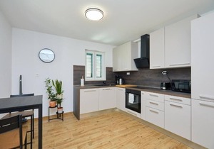 Holiday house Mokosica for 1 - 8 persons with 4 bedrooms - Holiday house