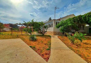 Holiday house Stari Grad for 3 - 6 persons with 3 bedrooms - Holiday home