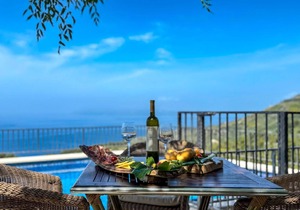 Holiday house Tučepi for 1 - 5 persons with 2 bedrooms - Row house