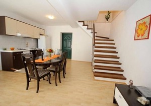 Holiday house Tučepi for 1 - 5 persons with 2 bedrooms - Holiday house