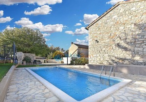 House 1815/21497 (Istria - Galižana), 5000m from the beach
