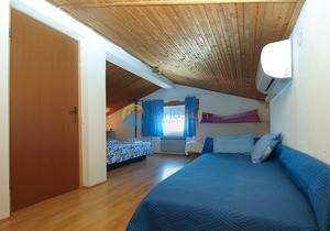 House 1946/24436 (Istria - Stinjan), 800m from the beach