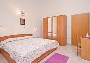 In a quiet part of Galizana, between detached houses, are located these apartments.