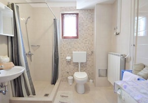 Jakov (ROJ431) by Interhome