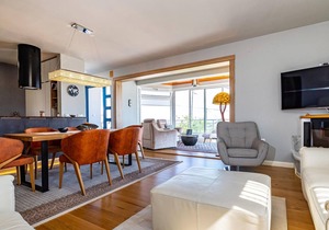 Look forward to a nice vacation in this apartment with sea view.