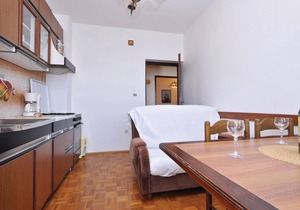Lovely apartment in Starigrad Paklenica