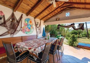 Lovely Apartment In Dinjiska With House Sea View