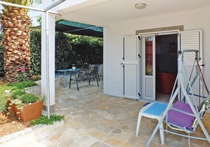 Lovely apartment in Poljica with WiFi