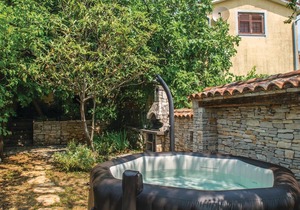 Lovely home in Nedescina with sauna