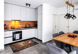 Lovely home in Nedescina with WiFi