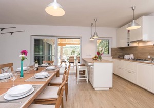 Luxurious home in Verunic with private swimming pool, can be inside or outside