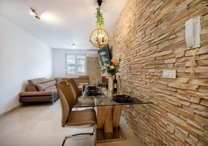 Luxury and modern apartment on the main beach