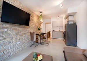 Luxury and modern apartment on the main beach