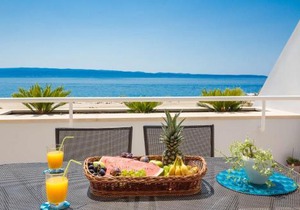 Luxury Seaside Apartment Amphora