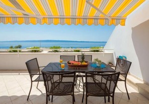 Luxury Seaside Apartment Amphora