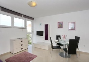 Luxury Town Center Apartments