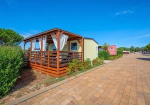 Mobilehome with air conditioning and Internet