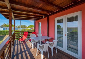 Mobilehome with air conditioning and Internet