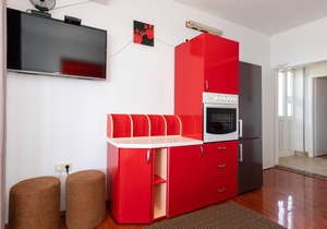 Nice apartment in Komarna with WiFi
