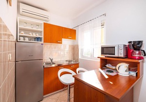 Nice apartment in Krusevo with house sea view