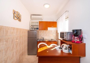 Nice apartment in Krusevo with house sea view