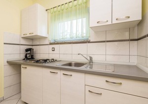 Nice apartment in Povljana with WiFi