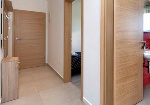 Nice apartment with balcony on the second floor with a lovely view of the sea