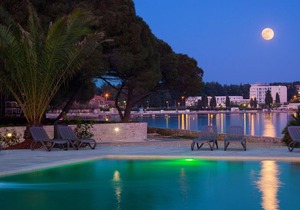 Nice apartment with balcony on the second floor with a lovely view of the sea