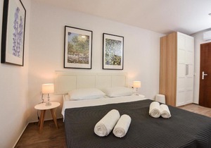 Old Town Rooms 1