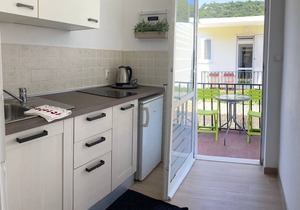 One bedroom apartment near beach Okuklje, Mljet (A-4912-e)