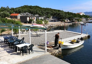 One bedroom apartment near beach Žuronja, Pelješac (A-10123-c)
