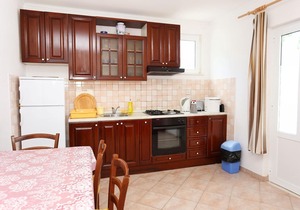 One bedroom apartment near beach Kabli, Pelješac (A-10221-a)