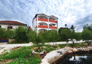 One bedroom Apartment Bajan A1 near the beach