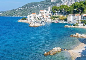 One bedroom apartment near beach Drašnice, Makarska (A-6652-b)