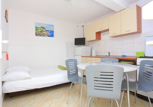 One bedroom apartment with terrace and sea view Duće, Omiš (A-18302-a)