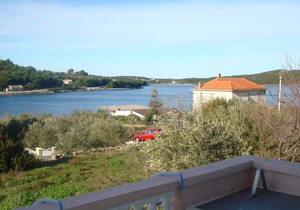 One bedroom apartment with terrace and sea view Cove Soline, Dugi otok (A-448-a)