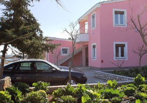 One bedroom apartment near beach Veli Rat, Dugi otok (A-11525-c)