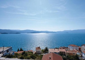 One-Bedroom Apartment Klek With Sea View 07
