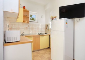 One bedroom apartment near beach Grebaštica, Šibenik (A-471-d)