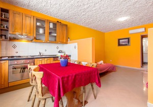 One bedroom apartment near beach Šparadići, Šibenik (A-10015-b)