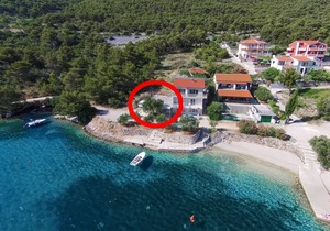 One bedroom apartment near beach Šparadići, Šibenik (A-10015-b)