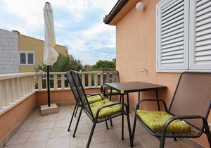 One bedroom apartment near beach Sreser, Pelješac (A-10138-d)
